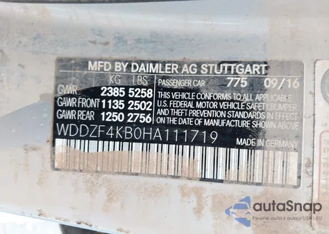 2017 Mercedes-Benz E 300 4Matic z USA, uszkodzony, nr VIN WDDZF4KB0HA111719